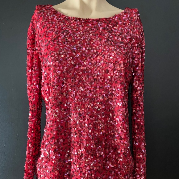 NWT RED GLITTER TOP - Picture 2 of 3